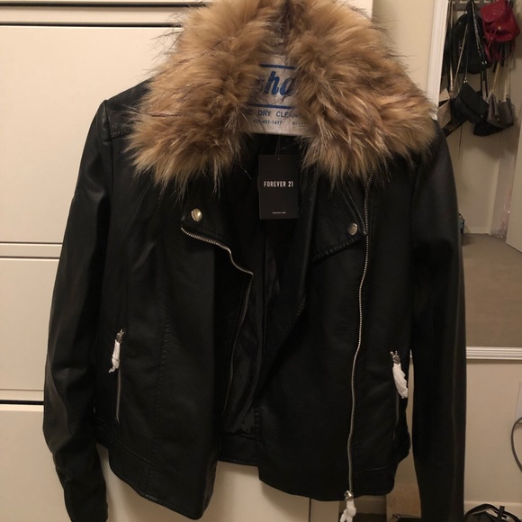 Forever 21 Jackets & Blazers - Leather jacket with fur on hood